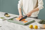 OOU发布O2抗菌菜板，让下厨更健康！